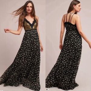RANNA GILL 🎩 Elegant Sequined Floral Maxi Dress - Size 8